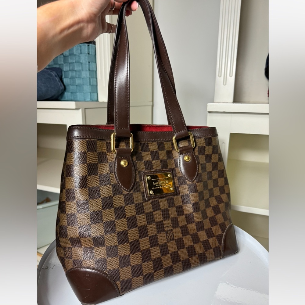 LOUIS VUITTON DAMIER HAMPSTEAD PM HANDBAG